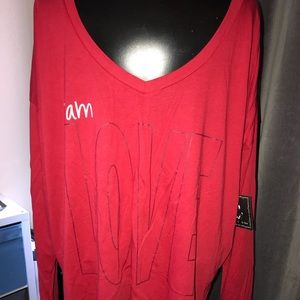 I am LOVE ❤️❤️❤️ top by Peace Love World NWT